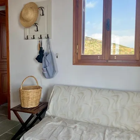 בית נופש Thori At Poulati Sifnos *