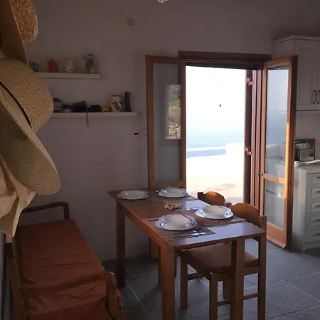 בית נופש Thori At Poulati Sifnos